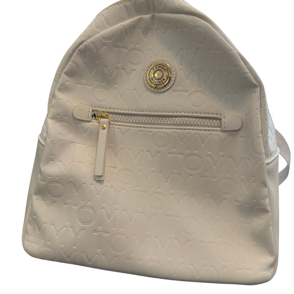 NWT Tommy Hikfigher small white backpack retails at $118 summer sporty preppy